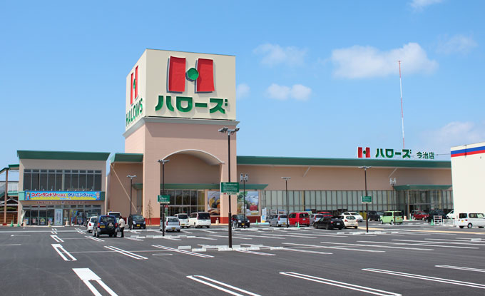 今治市の２４時間営業スーパーマーケット「ハローズ今治店」様の給排水、衛生設備、消防設備を施工させて頂きました。